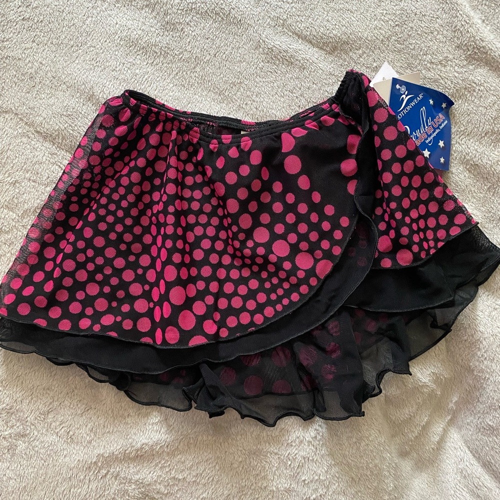 MotionWear Pink Bubble Mini dance Skirt Asymmetrical High-Low